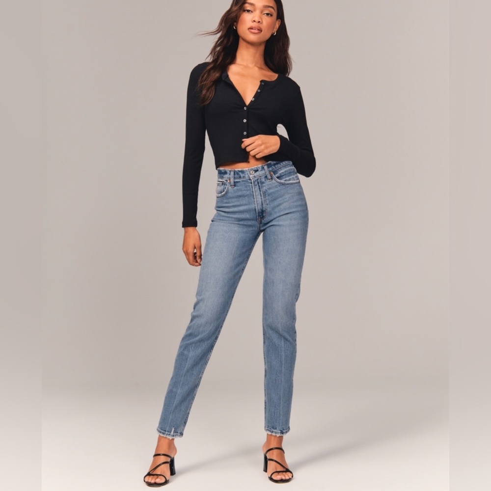 Abercrombie High Rise Mom Jean